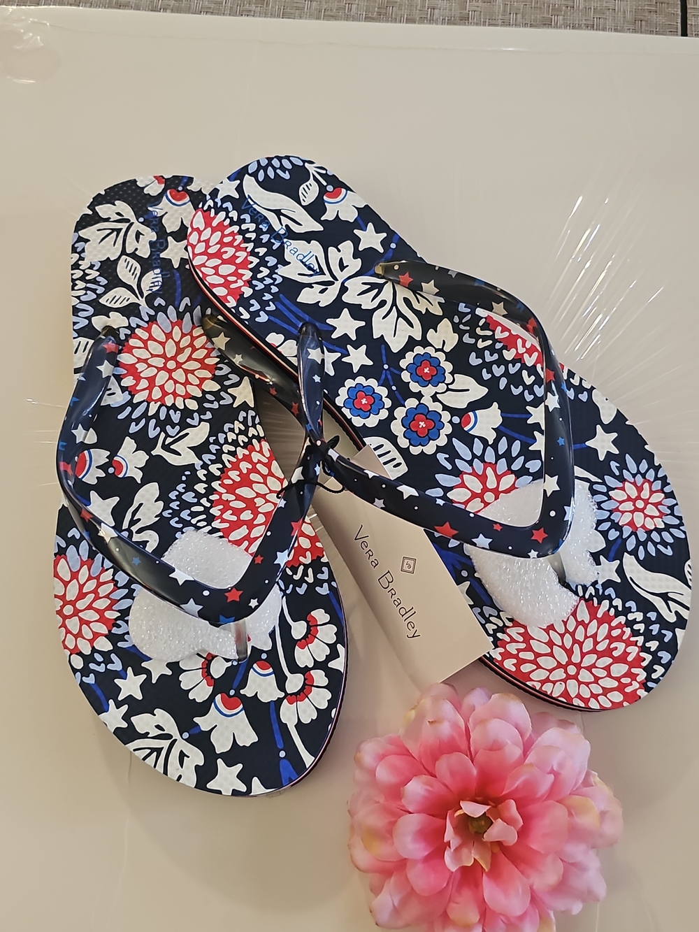 New Vera Bradley Navy Floral Flip Flops - Women's (S )